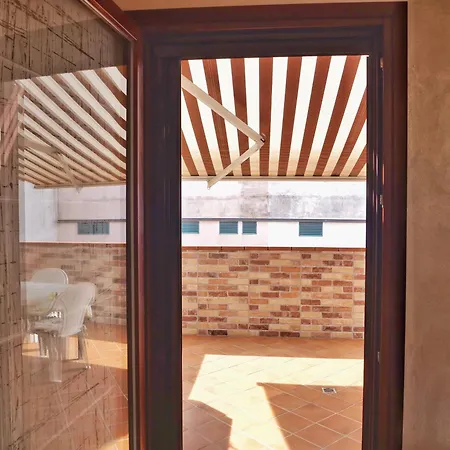 Bigterrace - Ampio Monolocale Con Cameretta E Spaziosissimo Terrazzo Appartement