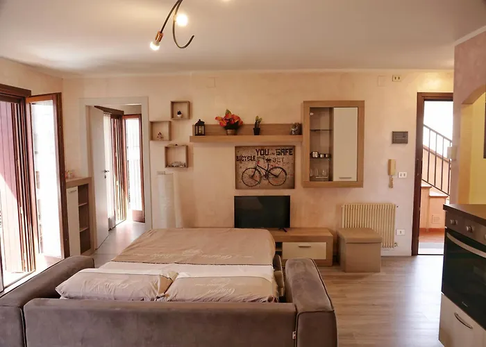 Bigterrace - Ampio Monolocale Con Cameretta E Spaziosissimo Terrazzo * Grado