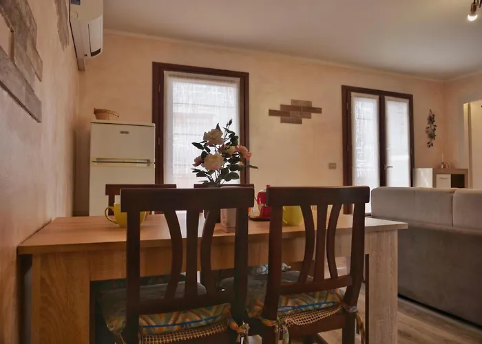 Bigterrace - Ampio Monolocale Con Cameretta E Spaziosissimo Terrazzo * Grado